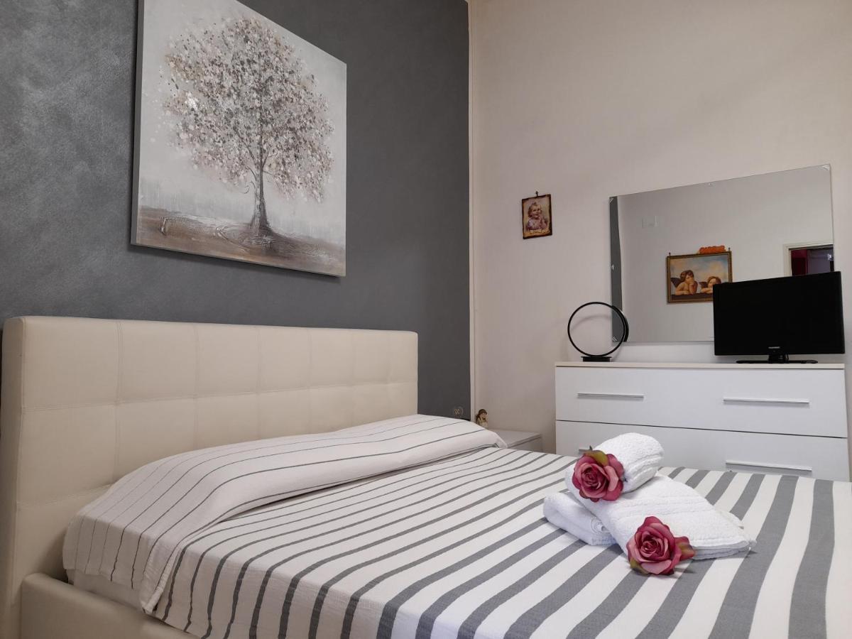 Jiulia'S House Apartment Кастеламаре дел Голфо Екстериор снимка